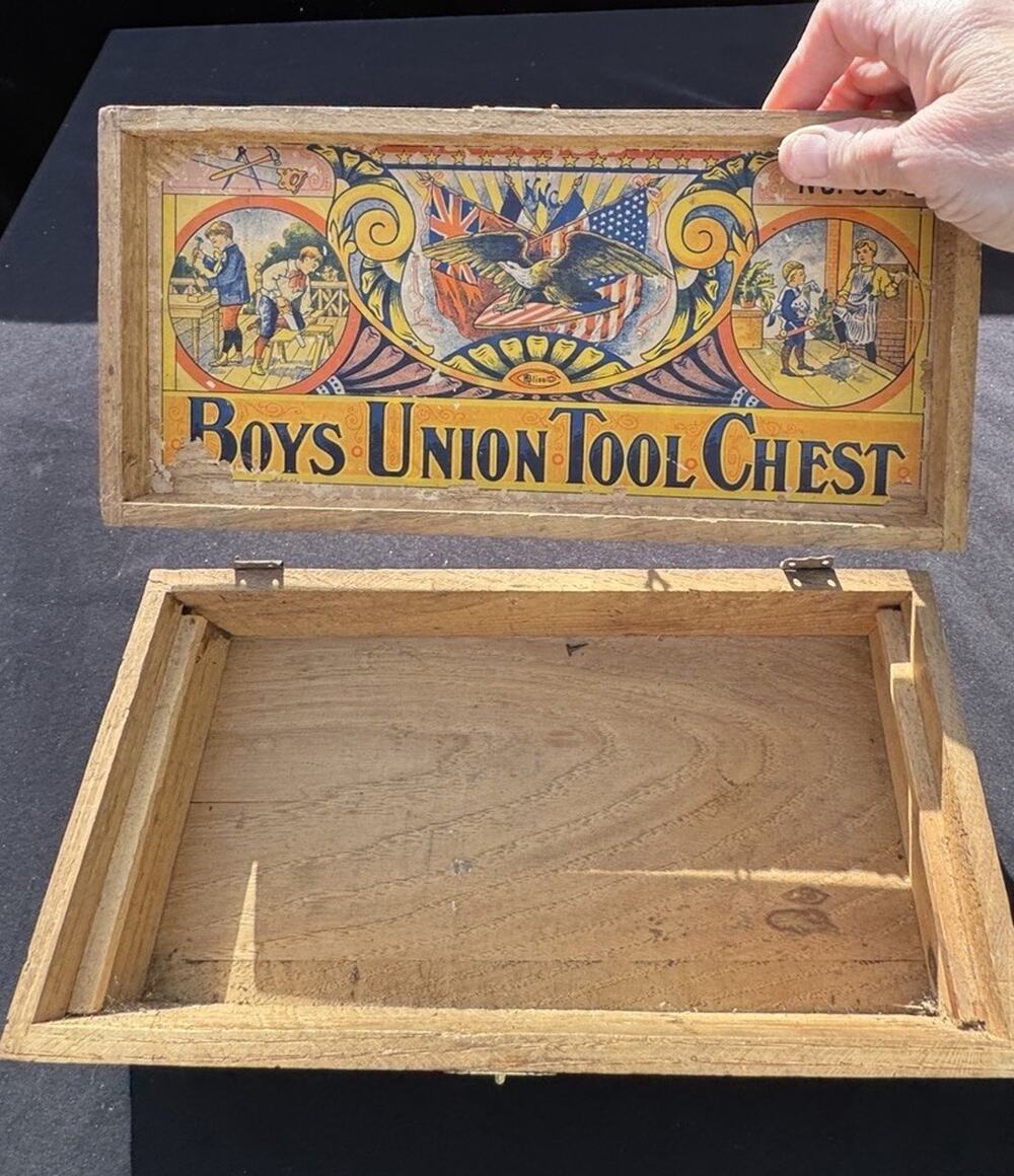 Antique Bliss Boys Union Tool Chest No 600B Wood Box Storm King Door Hanger